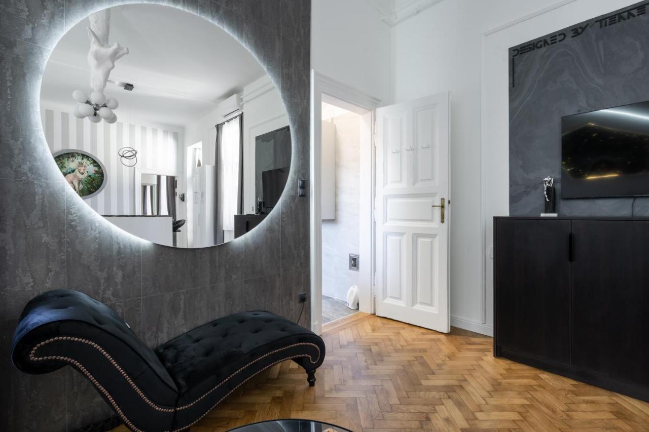Galaxy Cube Apartment Budapest Esterno foto
