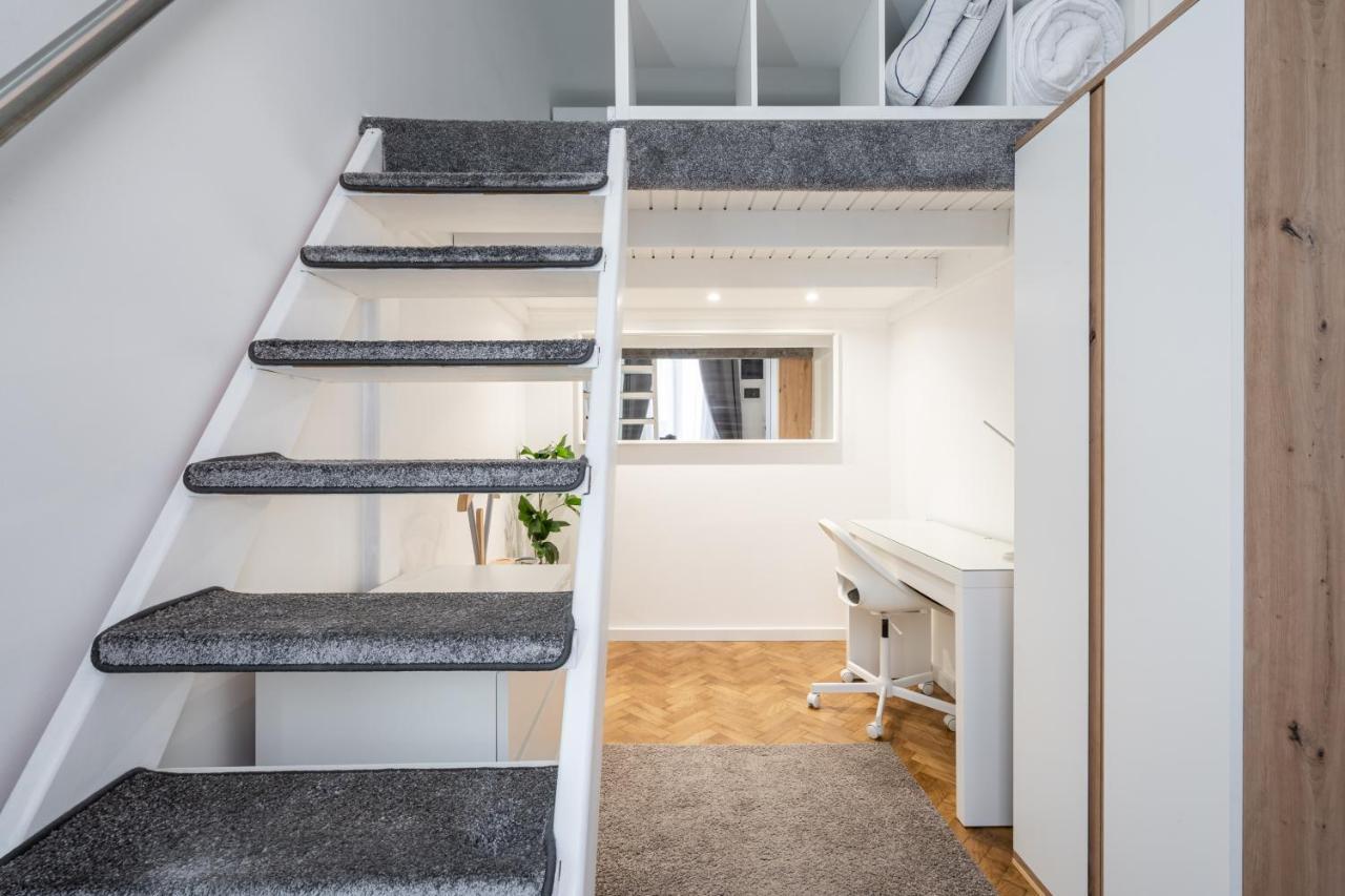 Galaxy Cube Apartment Budapest Esterno foto